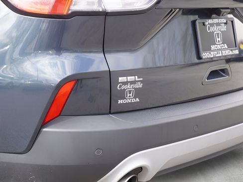 Used 2022 Ford Escape SEL w/ Technology Package image 9