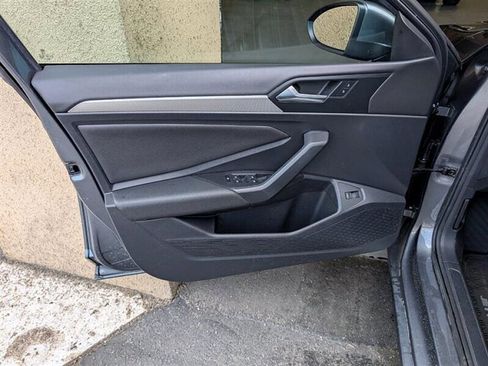 Used 2019 Volkswagen Jetta S w/ Driver Assistance Package image 17