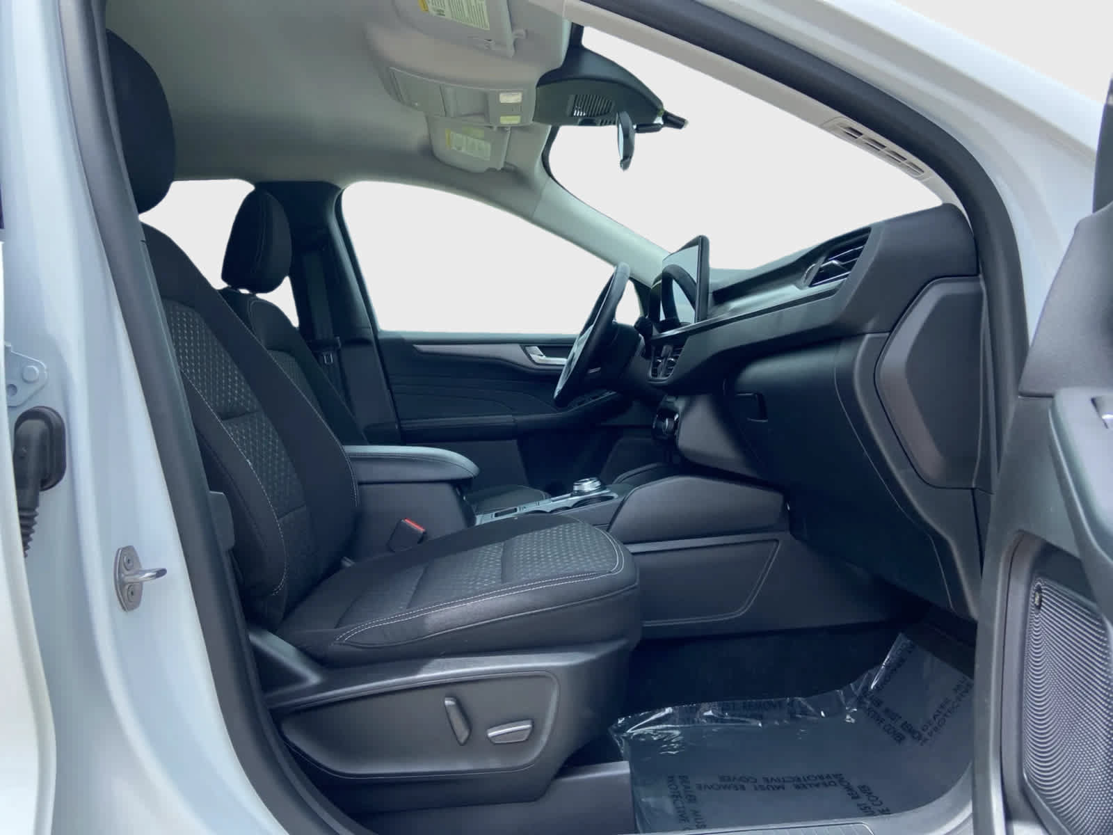Used 2023 Ford Escape Active w/ Tech Pack #2 AWD/4WD image 17