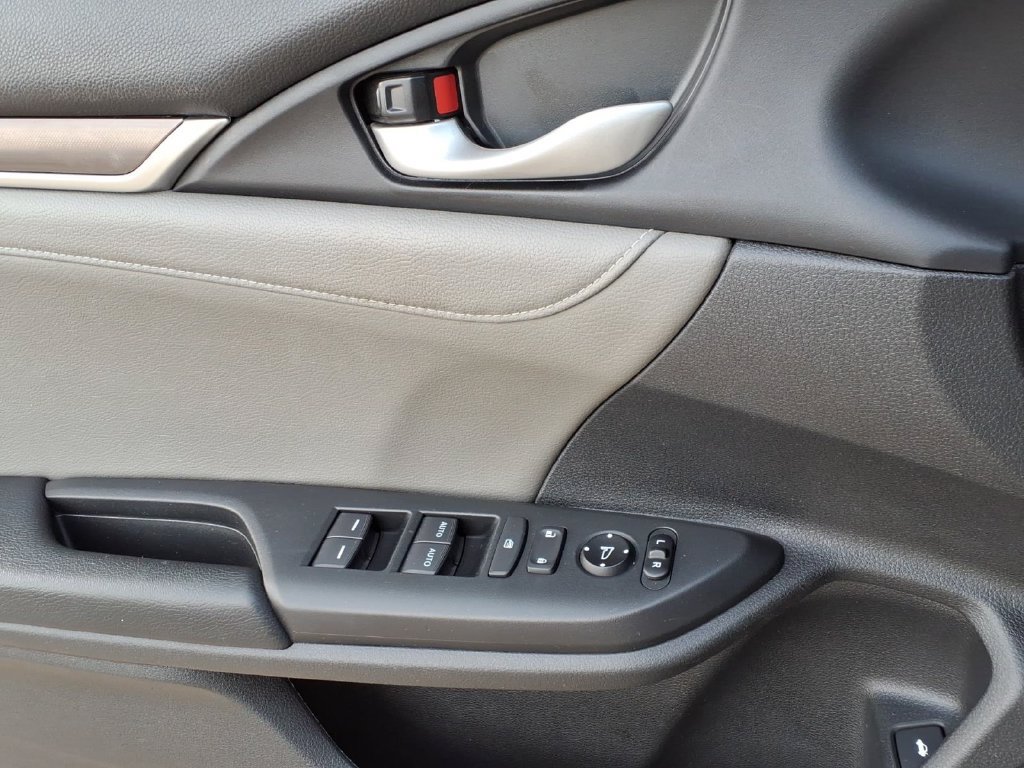 Used 2019 Honda Civic EX-L image 35