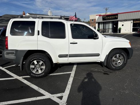 Used 2012 Nissan Xterra PRO-4X image 7