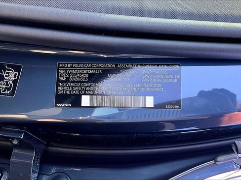 New 2026 Volvo XC60 B5 Plus w/ Protection Package Premier image 22