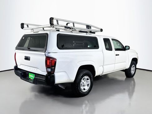 Used 2022 Toyota Tacoma SR RWD image 10