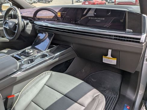 New 2026 Cadillac Escalade Sport w/ Touring Package AWD/4WD image 24