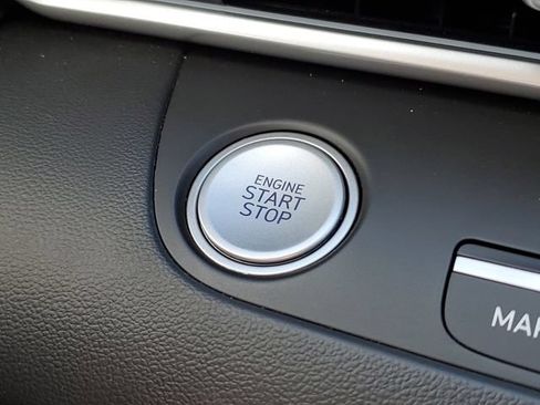 Used 2023 Hyundai Elantra Limited FWD image 15