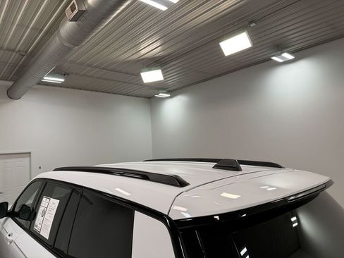 Used 2024 Jeep Grand Cherokee L Altitude image 43