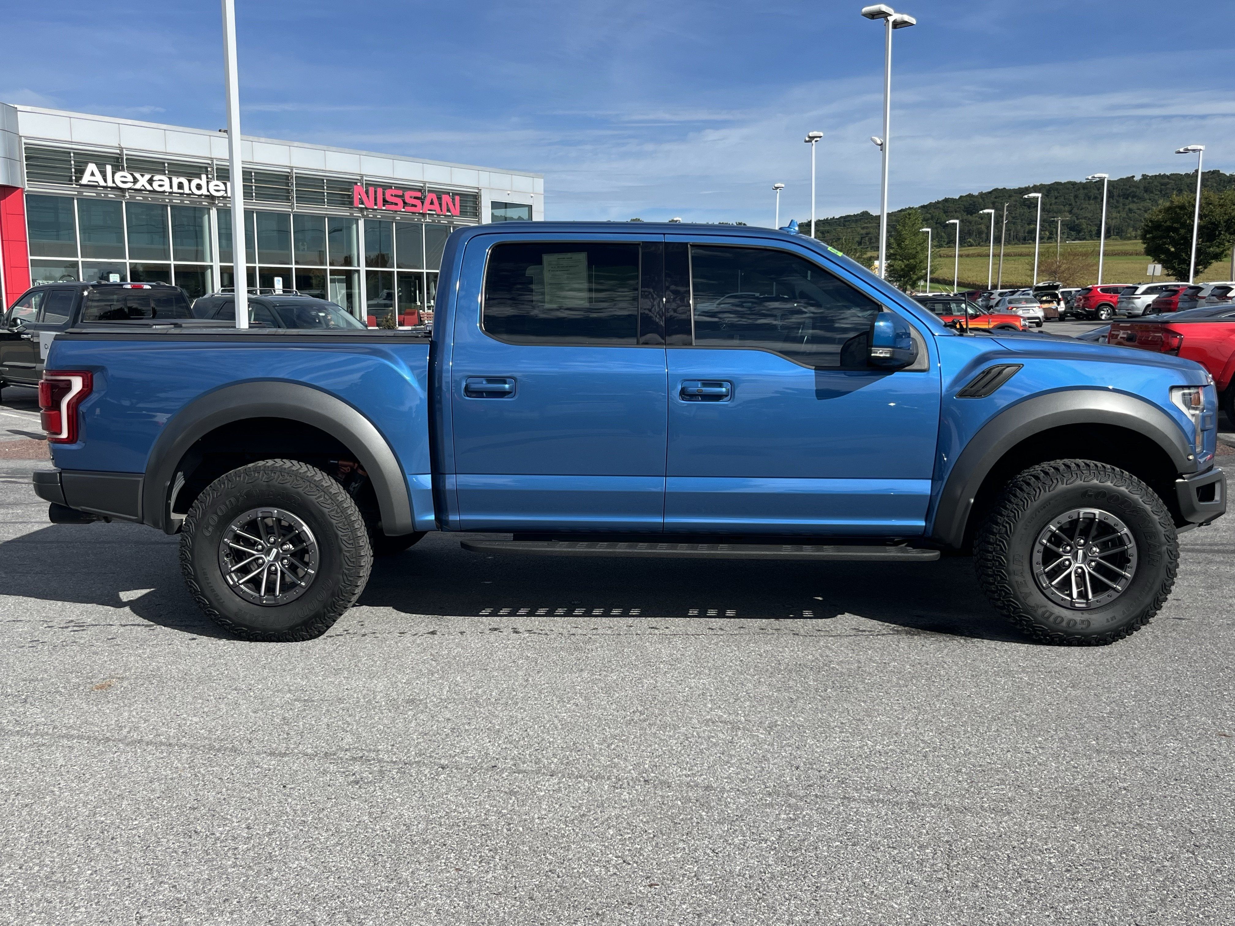 Used 2020 Ford F150 Raptor w/ Equipment Group 802A Luxury AWD/4WD image 2