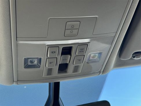 Used 2022 Volkswagen Atlas SE image 20