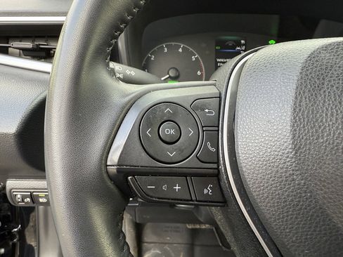 Used 2023 Toyota Corolla SE image 24