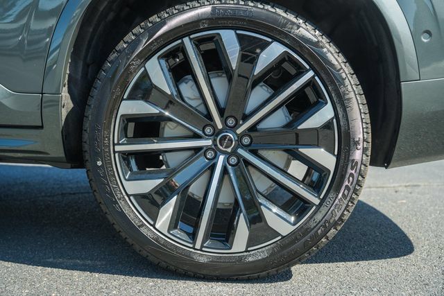 New 2027 Volvo XC90 B6 Plus AWD/4WD image 21