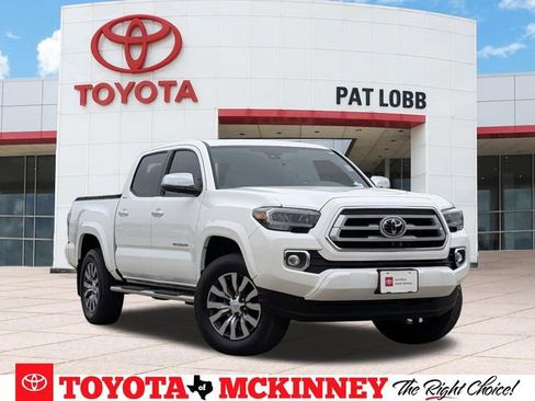 Used 2019 Toyota Tundra SR5 w/ SR5 Upgrade Package AWD/4WD image 1