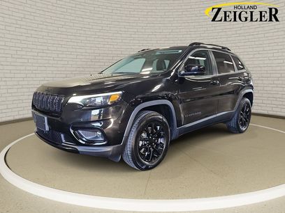 Used 2023 Jeep Cherokee Altitude Lux