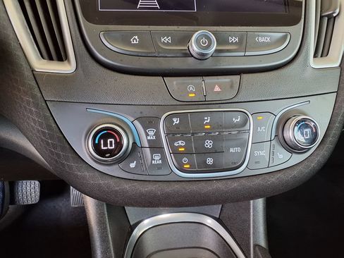 Used 2024 Chevrolet Malibu LT FWD image 30