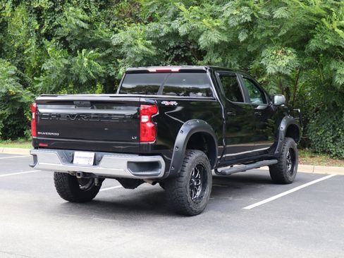 Used 2020 Chevrolet Silverado 1500 LT w/ Fleet Comfort Package AWD/4WD image 9