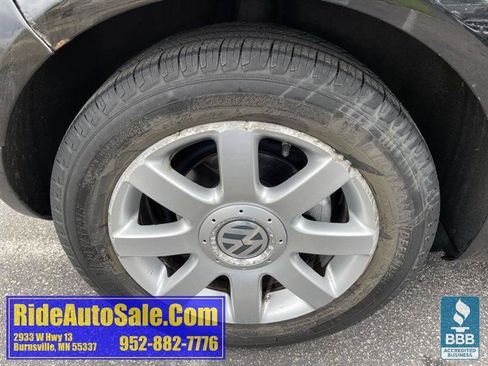 Used 2008 Volkswagen Rabbit S FWD image 27
