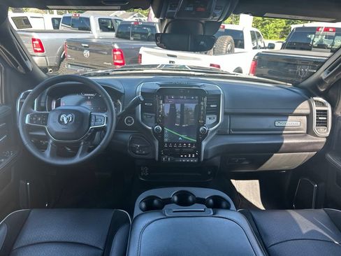 Used 2026 RAM 2500 Laramie AWD/4WD image 17