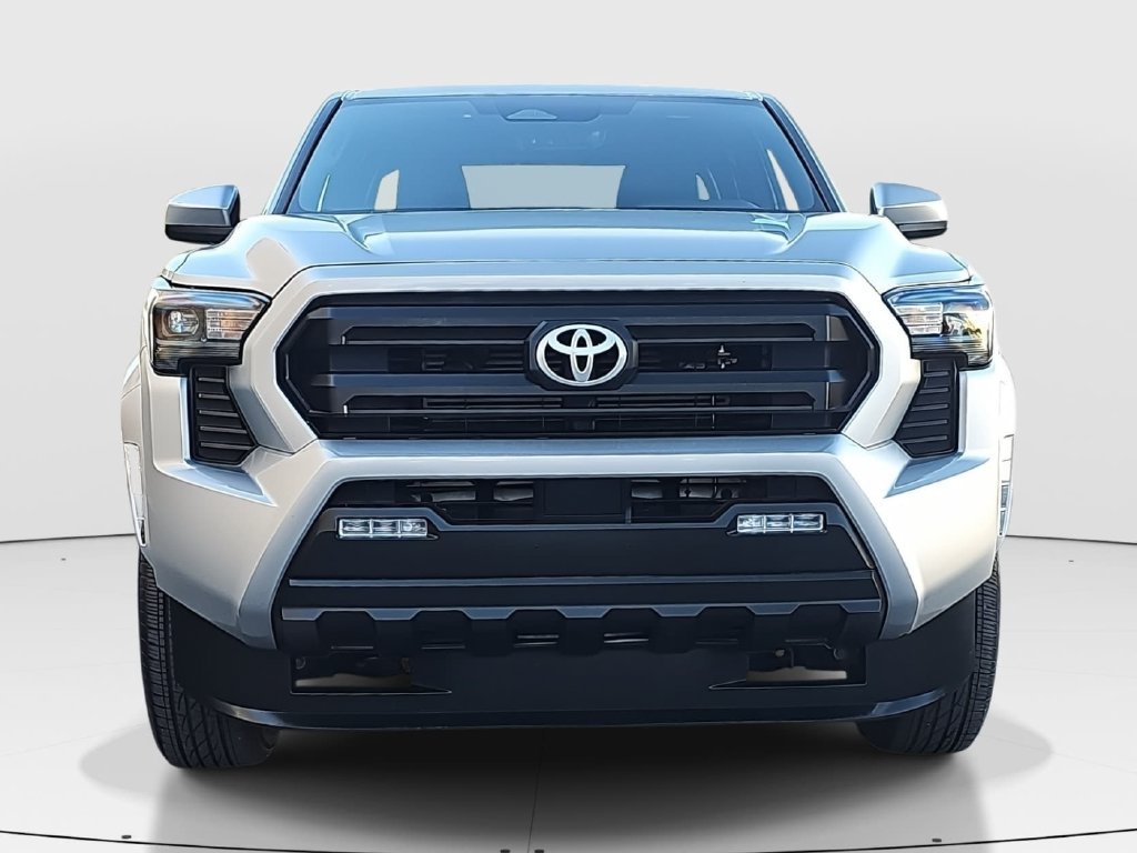 Certified 2025 Toyota Tacoma SR5 AWD/4WD image 2