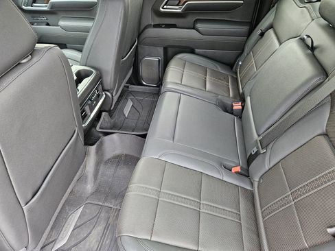 Used 2025 Chevrolet Silverado 1500 High Country w/ High Country Premium Package image 28