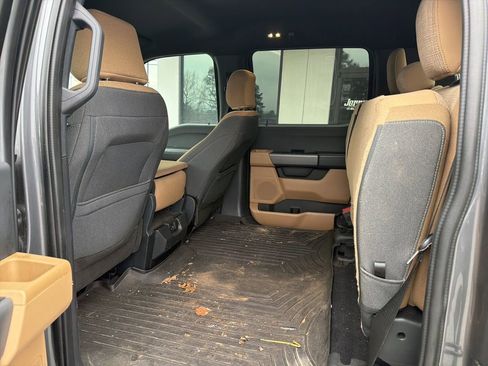 Used 2023 Ford F150 XLT image 4