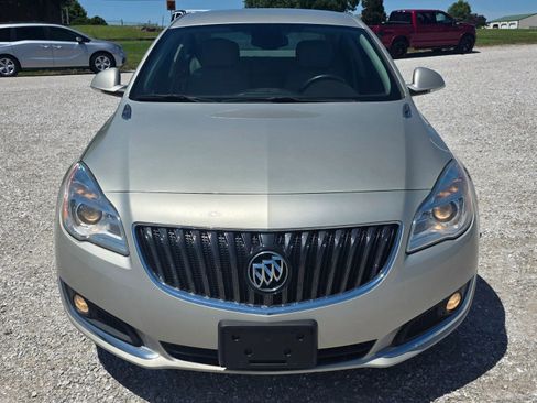 Used 2016 Buick Regal FWD image 8
