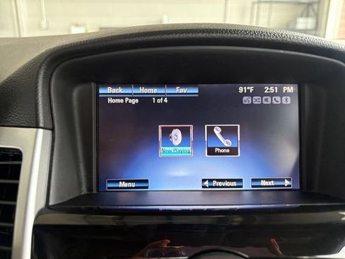 Used 2015 Chevrolet Cruze LT w/ Sun And Sound Package FWD image 24