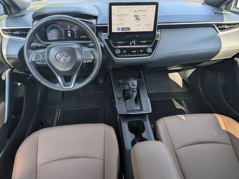 Used 2026 Toyota Corolla Cross XLE w/ Convenience Package FWD image 19