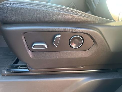 Used 2024 GMC Sierra 3500 Denali w/ Denali Reserve Package image 15