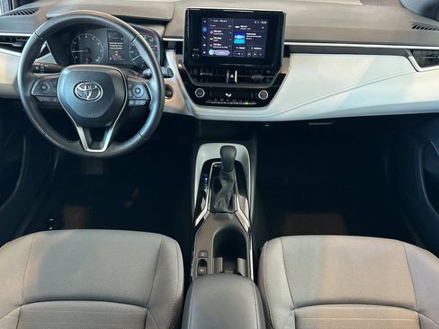 Certified 2025 Toyota Corolla SE w/ Convenience Package image 13