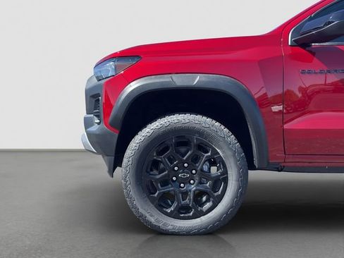 Used 2026 Chevrolet Colorado Trail Boss AWD/4WD image 17