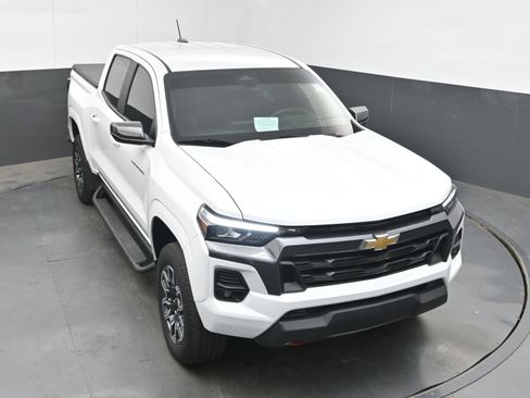 Certified 2023 Chevrolet Colorado LT w/ LT Convenience Package III image 31