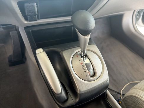 Used 2010 Honda Civic LX image 24