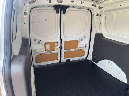 Used 2022 Ford Transit Connect XL FWD image 9