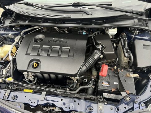 Used 2011 Toyota Corolla S image 14