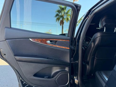 Used 2016 Lincoln MKX Reserve w/ Technology Package image 31