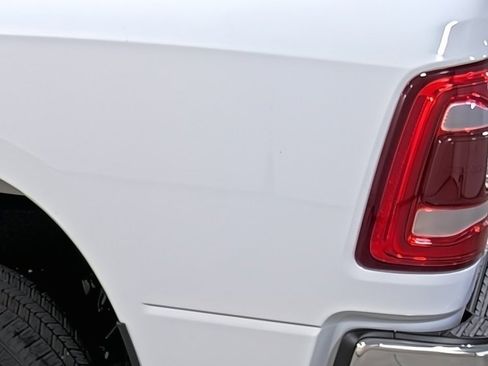 Used 2024 RAM 2500 Big Horn w/ Safety Group image 10