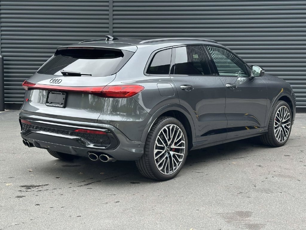 Used 2025 Audi SQ5 Prestige w/ Prestige Package AWD/4WD image 5