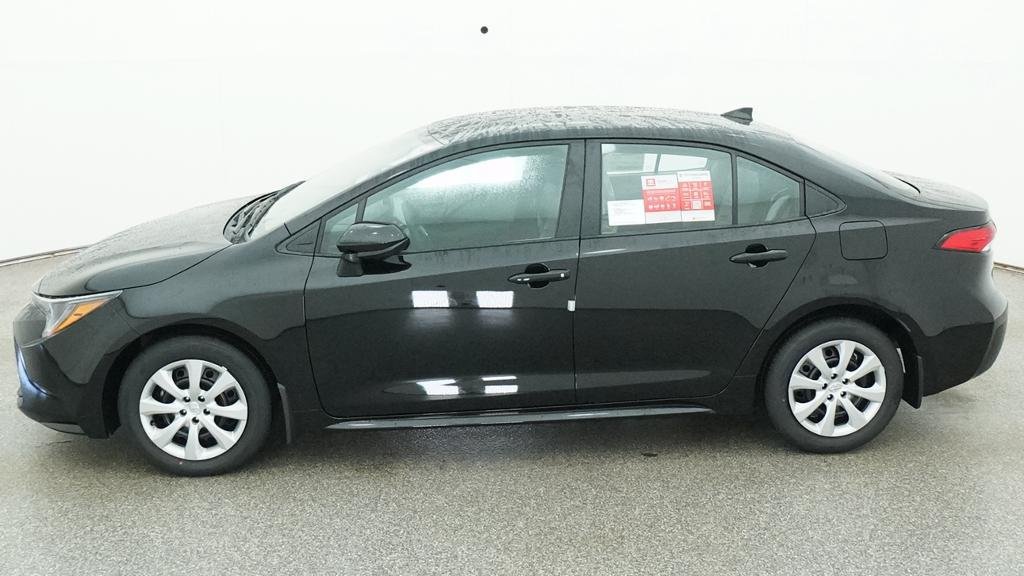 New 2026 Toyota Corolla LE FWD image 31