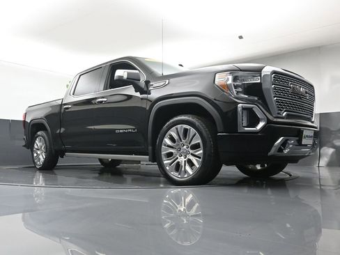 Used 2020 GMC Sierra 1500 Denali w/ Denali Ultimate Package AWD/4WD image 26