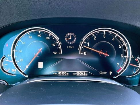 Used 2019 BMW 740i w/ M Sport Package image 13