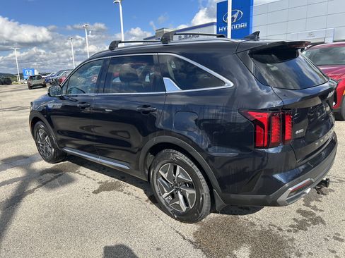 Used 2022 Kia Sorento S AWD/4WD image 15