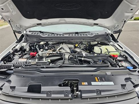New 2026 Ford F250 Platinum w/ Tremor Off-Road Package image 9