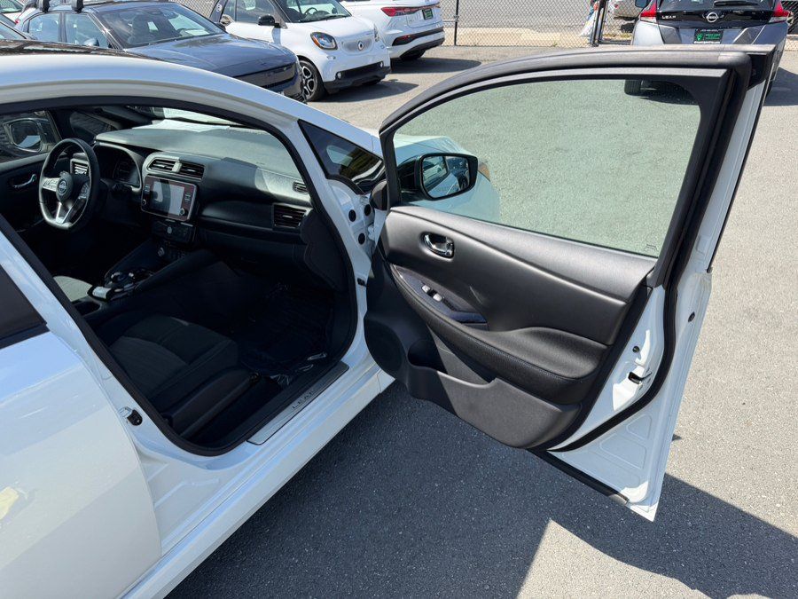 Used 2024 Nissan Leaf SV Plus FWD image 31