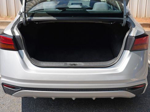 Used 2021 Nissan Altima 2.5 S FWD image 9