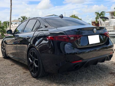 Used 2020 Alfa Romeo Giulia w/ Quick Order Package 22K Sport image 6