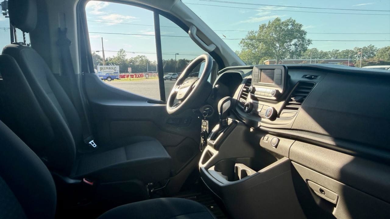 Used 2021 Ford Transit 350 XLT RWD image 11