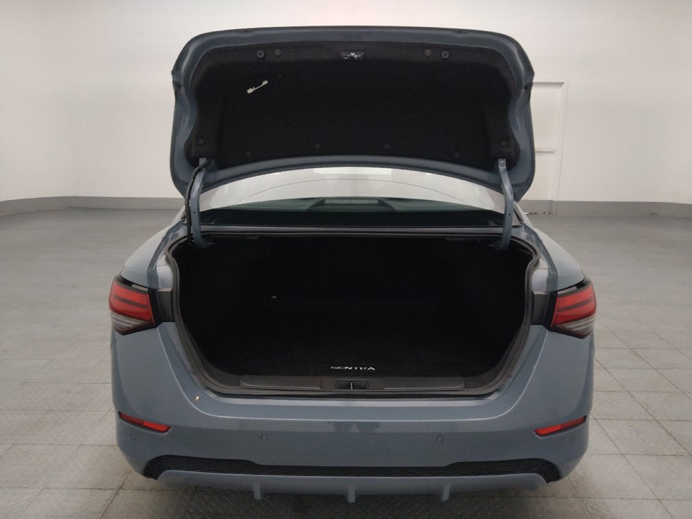 Used 2025 Nissan Sentra SV FWD image 29