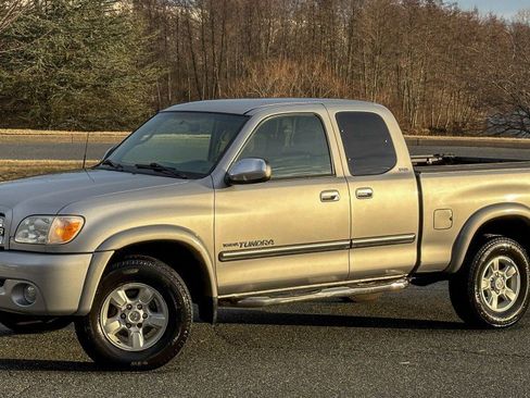 Used 2005 Toyota Tundra SR5 image 3
