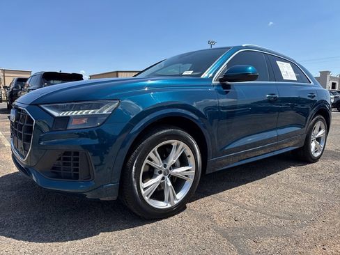 Used 2021 Audi Q8 Prestige w/ Prestige Package AWD/4WD image 3