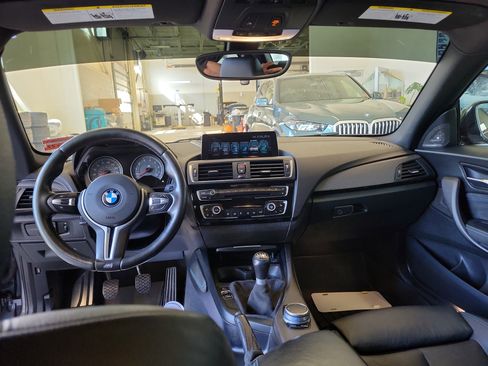 Used 2017 BMW M2 image 18