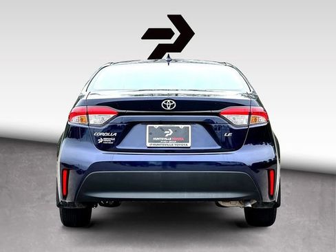Used 2025 Toyota Corolla LE FWD image 7